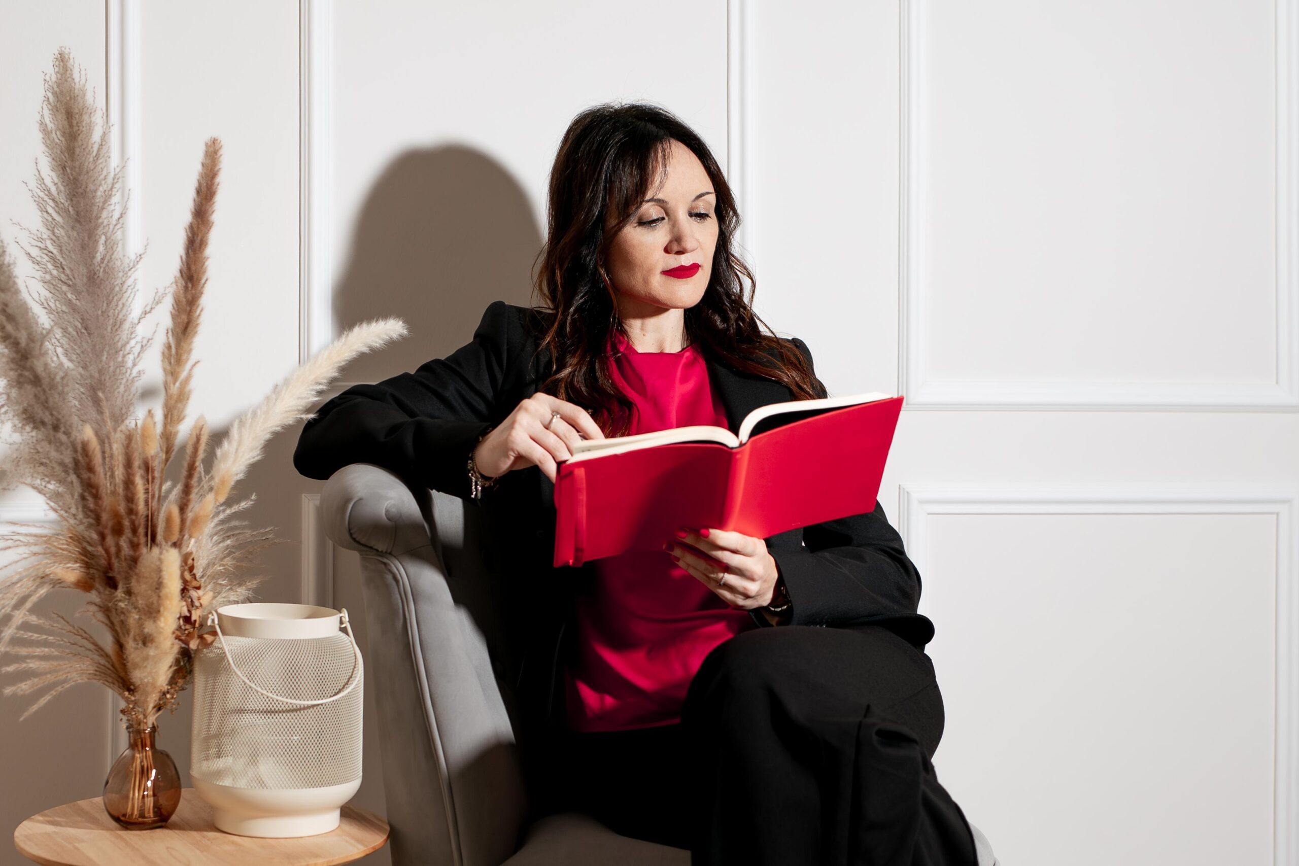 in poltrona con l'agenda