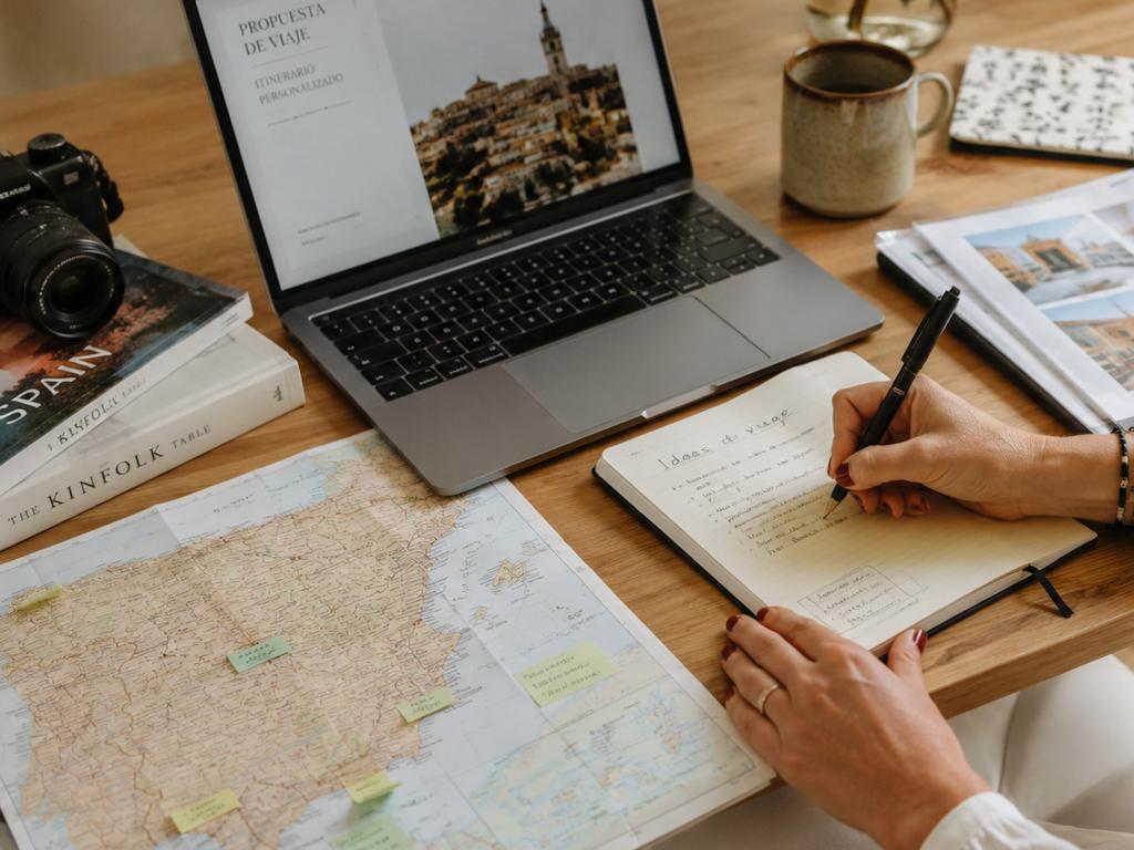 travel designer che studia la spagna